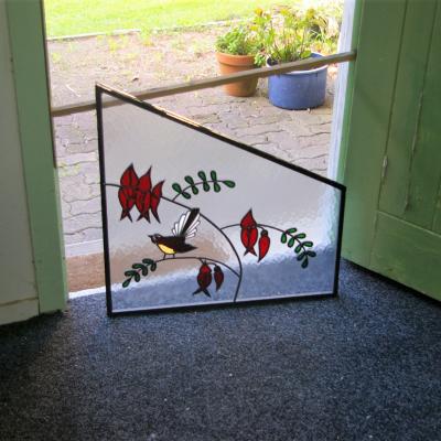 fantail with red kakabeak custom leadlight set 1/2 llw